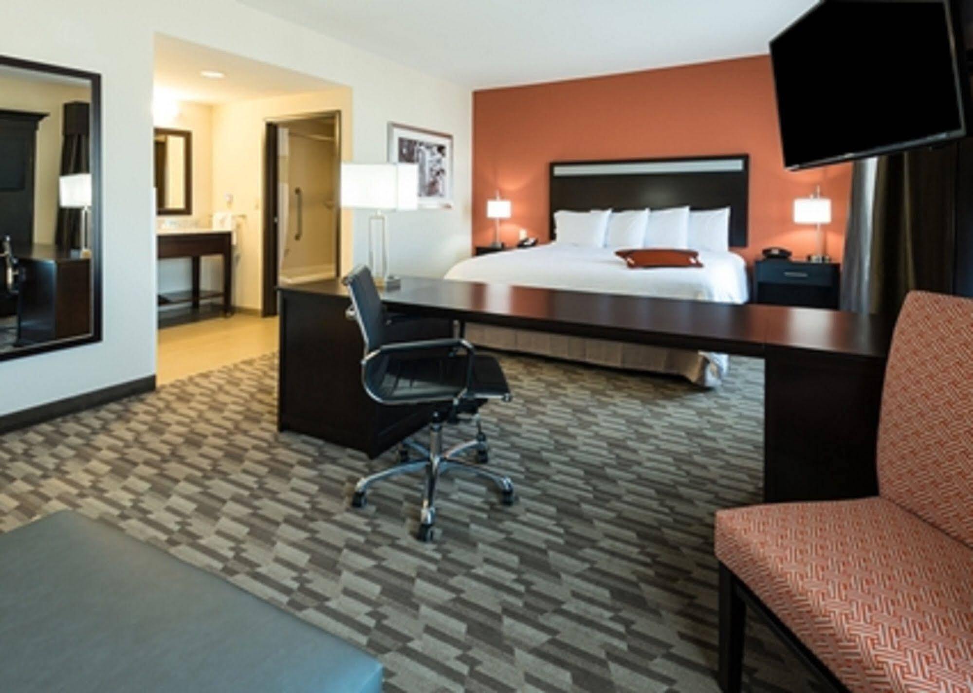 Hampton Inn Suites Flagstaff East Dış mekan fotoğraf